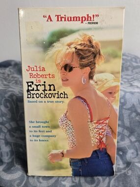 Universal Erin Brockovich VHS
